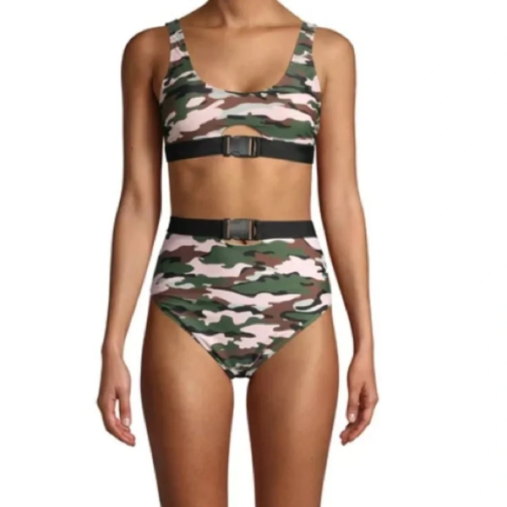 No boundaries Camouflage NEW Swimsuit Bikini Set swimwear Camo Medium Large